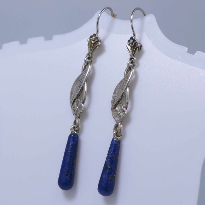 Art nouveau earrings with lapis lazuli pampels