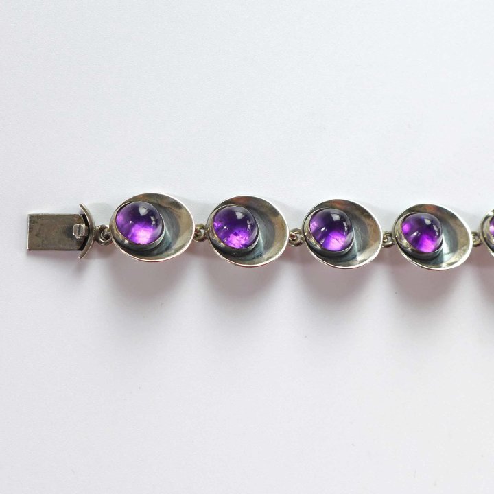 N.E. From - Silver bracelet with amethysts