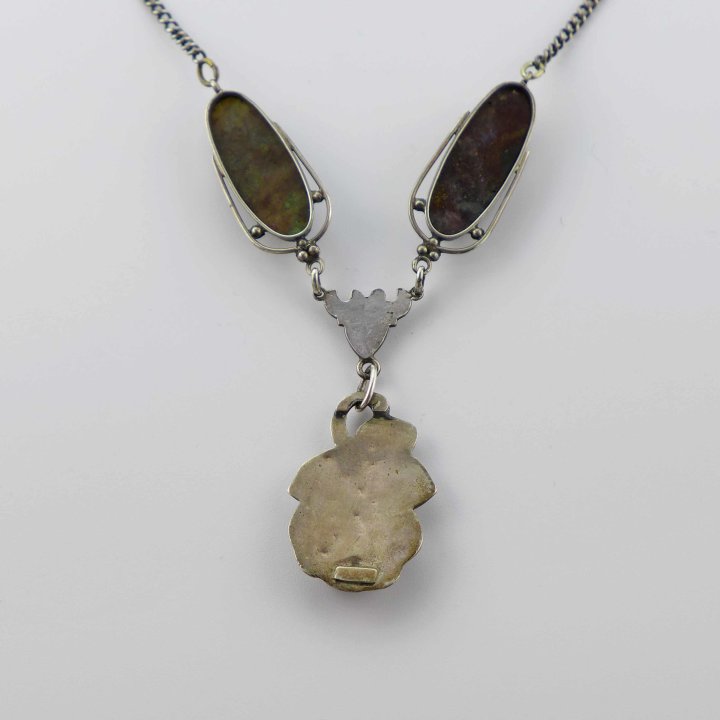 Necklace with jasper and rose pendant