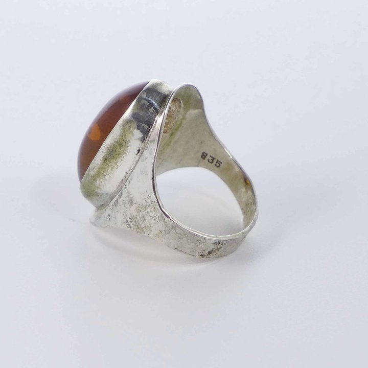Hammered silver ring with amber