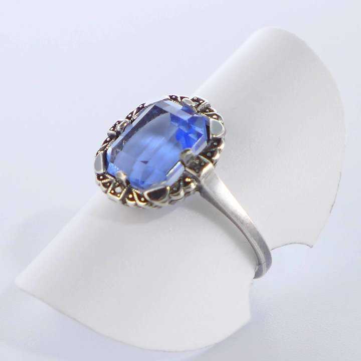 Silver ring with light blue crystal glass