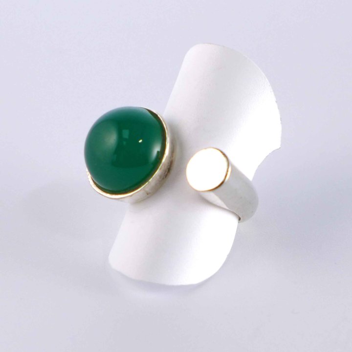 1970er Design-Ring mit Grünachat