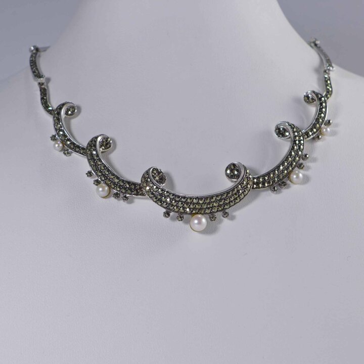 L. Heidelberger GmbH - Necklace with marcasite and pearls