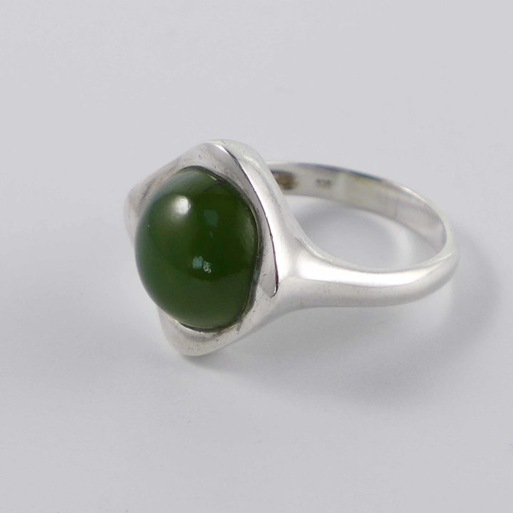 Ring with jade from the 1960s