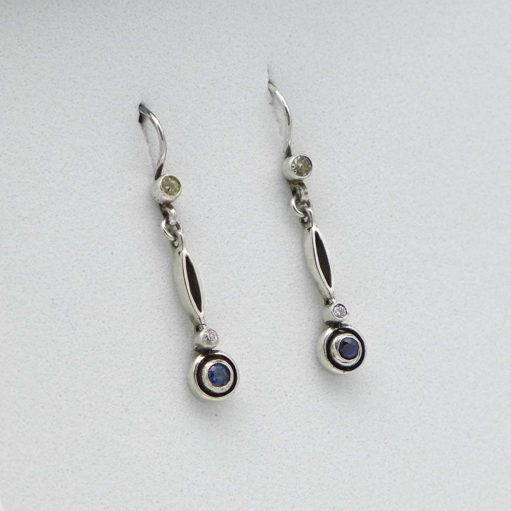 Art Deco earrings with sapphire blue rhinestones