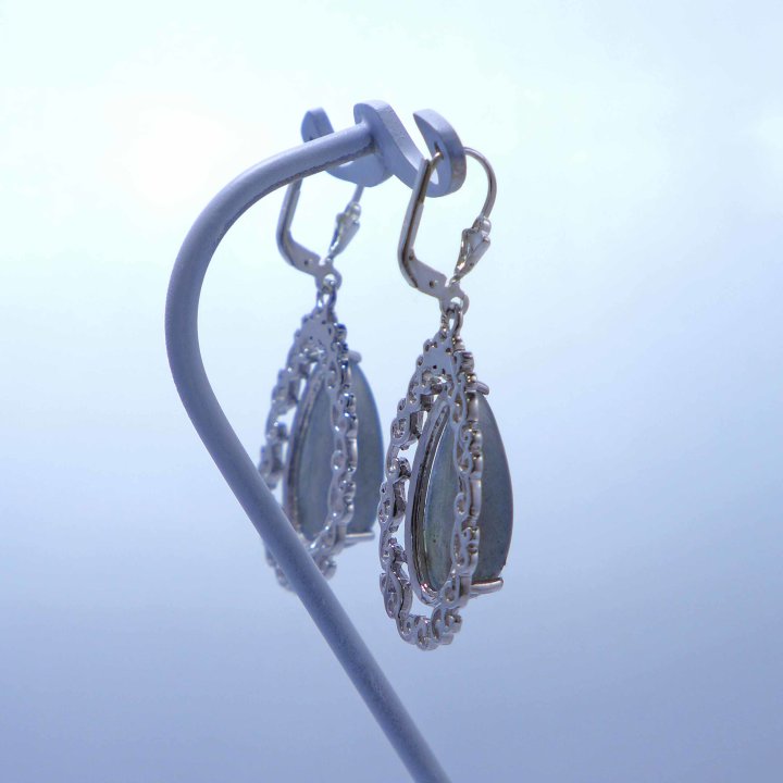 Long earrings with labradorite