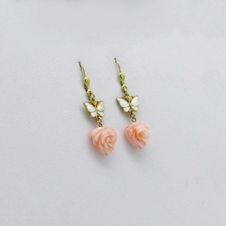Earrings with engraved coral hearts and enamel butterflies