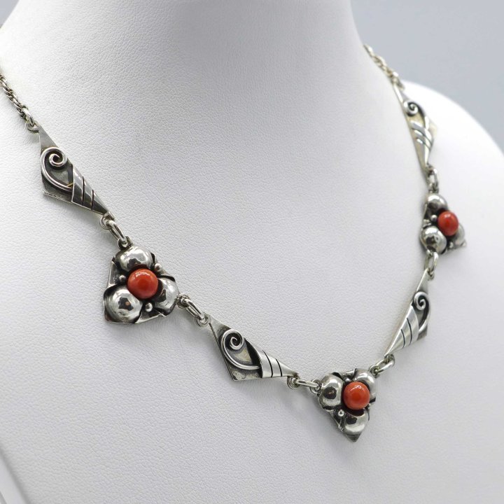 Art Deco Necklace with Corals