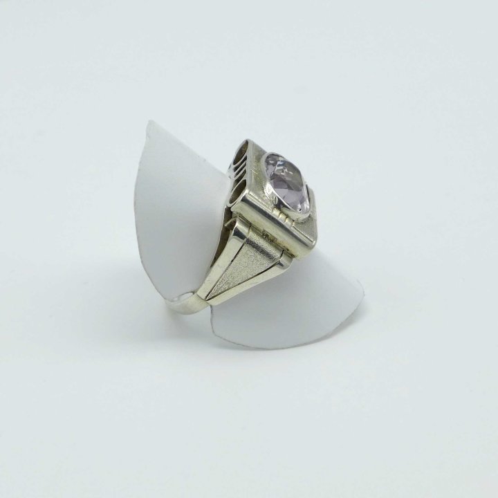 Wide Art Deco ring with lavender Amethyst