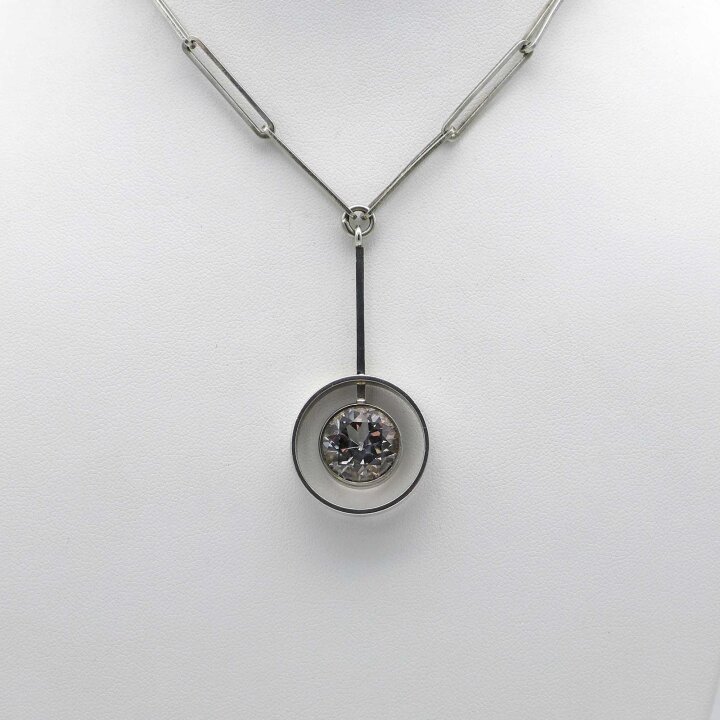 N.E. From - Langes Silbercollier mit Bergkristall