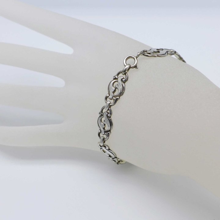 Silver bracelet with Rocailles
