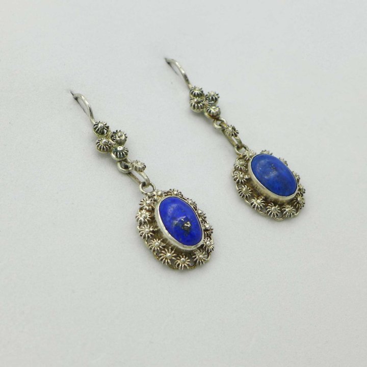 Handmade silver earrings with lapis lazuli