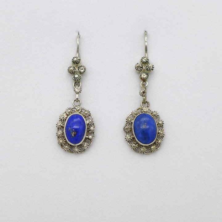 Handmade silver earrings with lapis lazuli