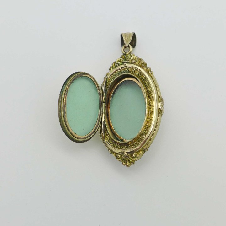 Gold Doublé Locket from the 19th Century