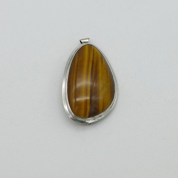 Tigers eye brooch-pendant from the 1950s