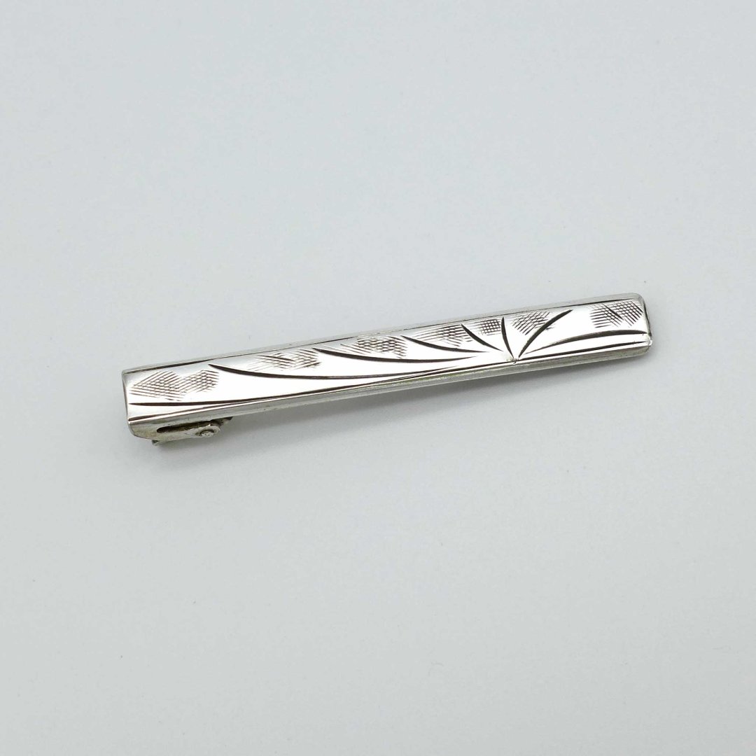 Engraved tie clip in silver