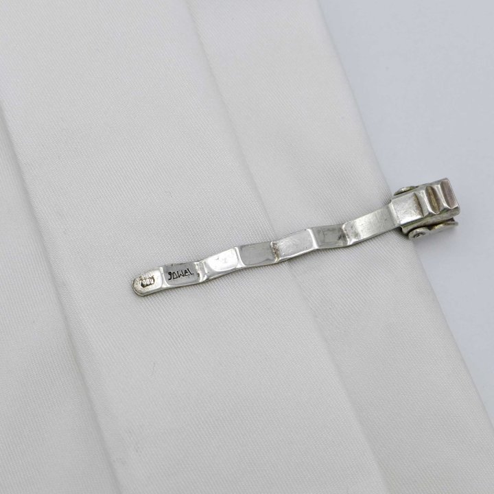 Engraved tie clip in silver