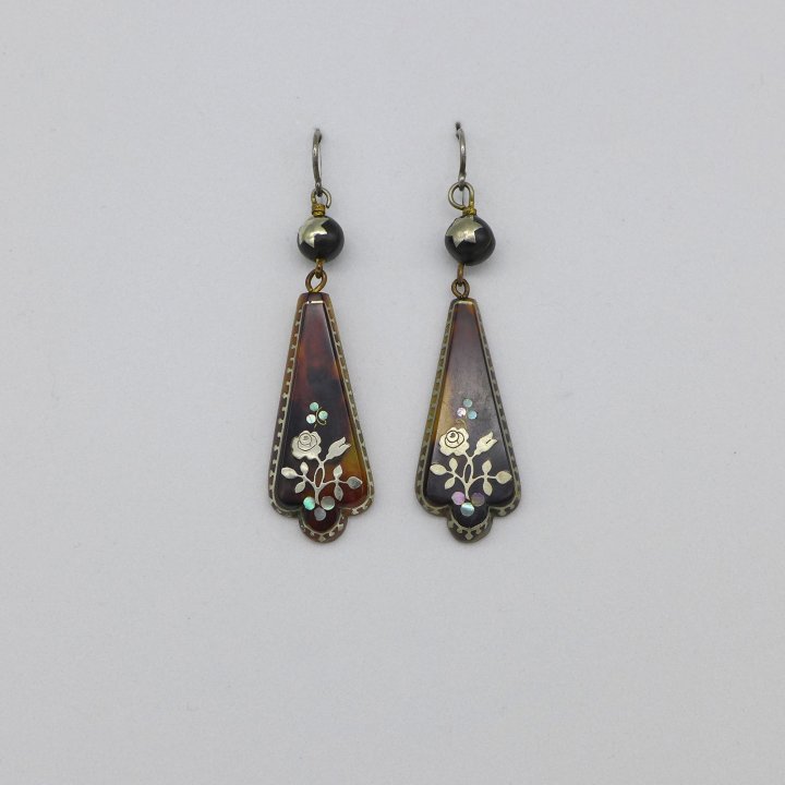 Piqué earrings from the 19th century