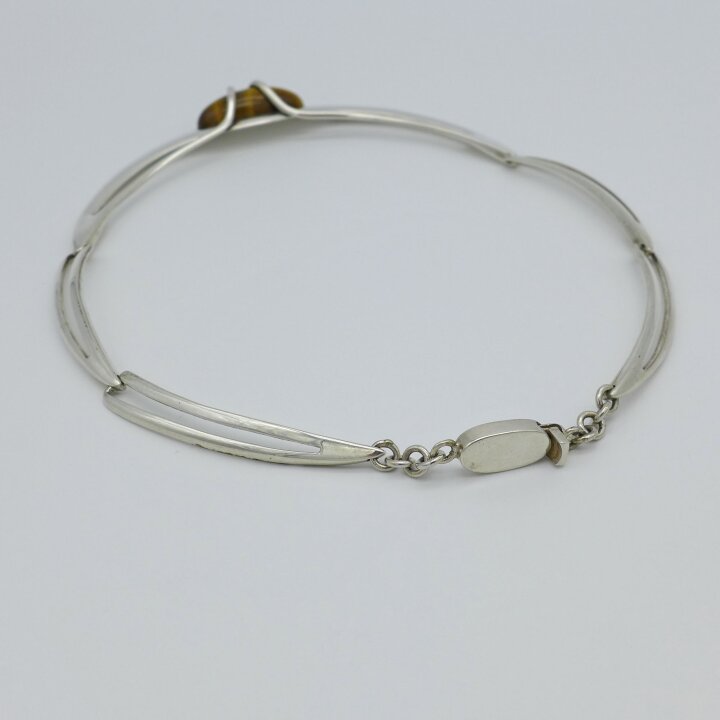 E. Hult de Corral - Necklace with tigers eye