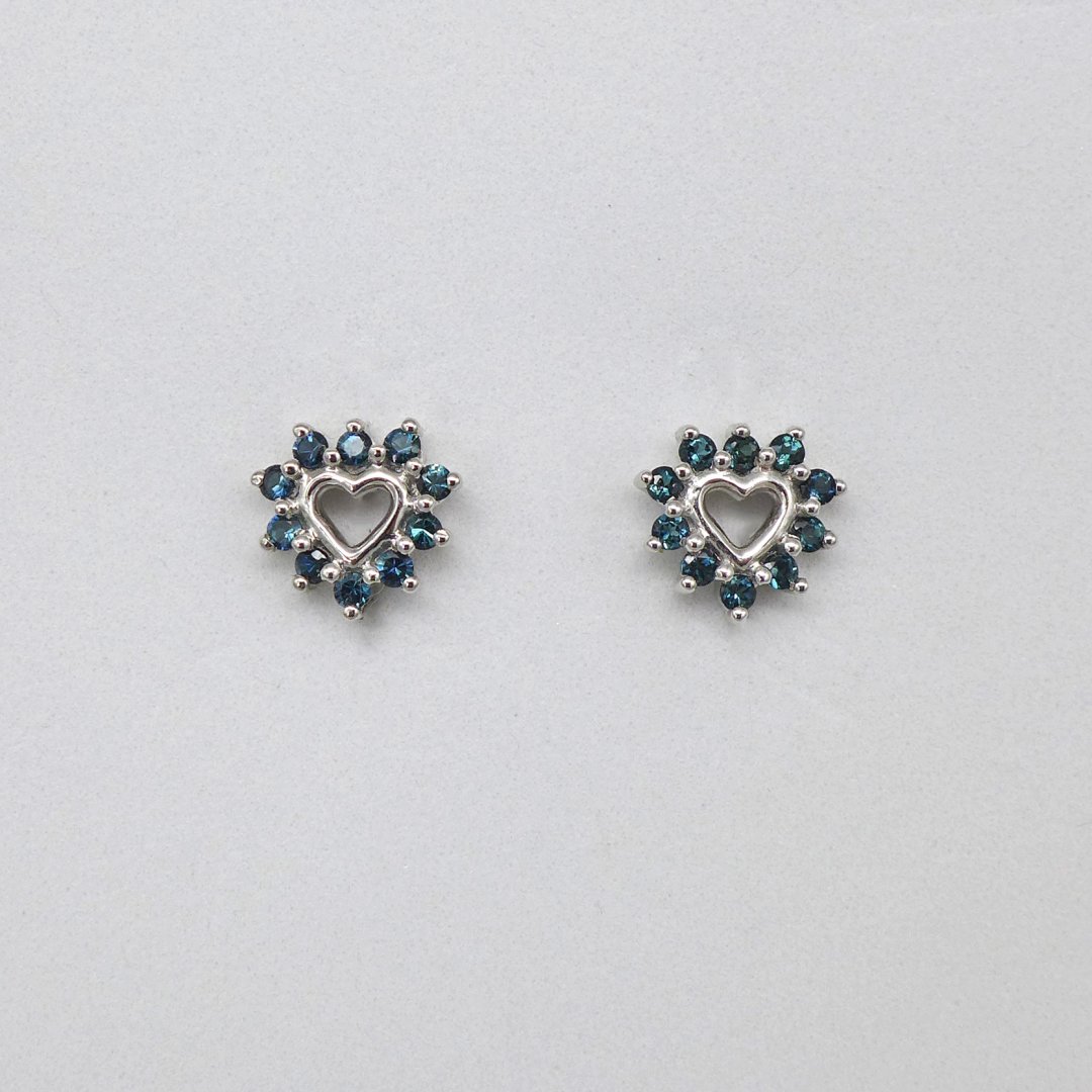 Heart studs with iolite