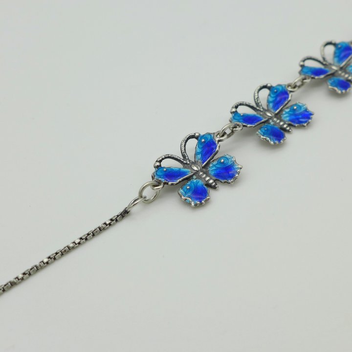 Necklace with enamel butterflies