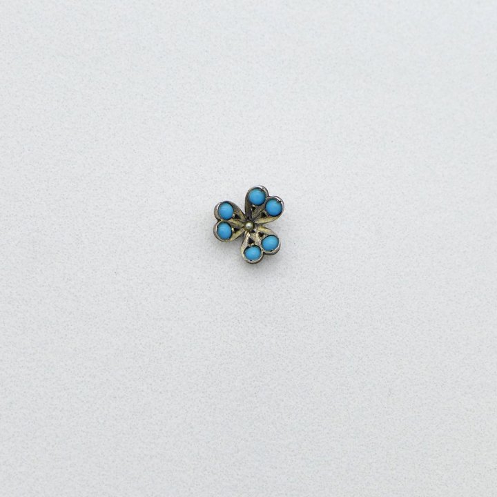 Lapel pin cloverleaf in turquoise