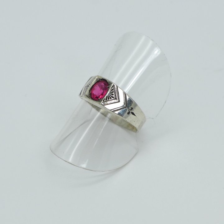 Art Nouveau Ring with Bright Pink Stone