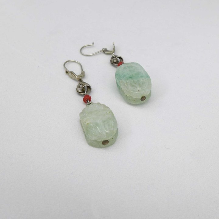 Long earrings with jade scarabs