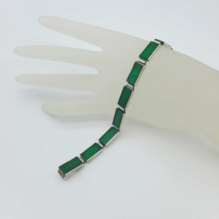 Silver bracelet with green agates