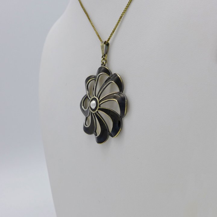 Flower pendant with black enamel