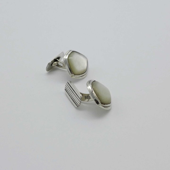 Mother-of-pearl cufflinks from the 1950s.