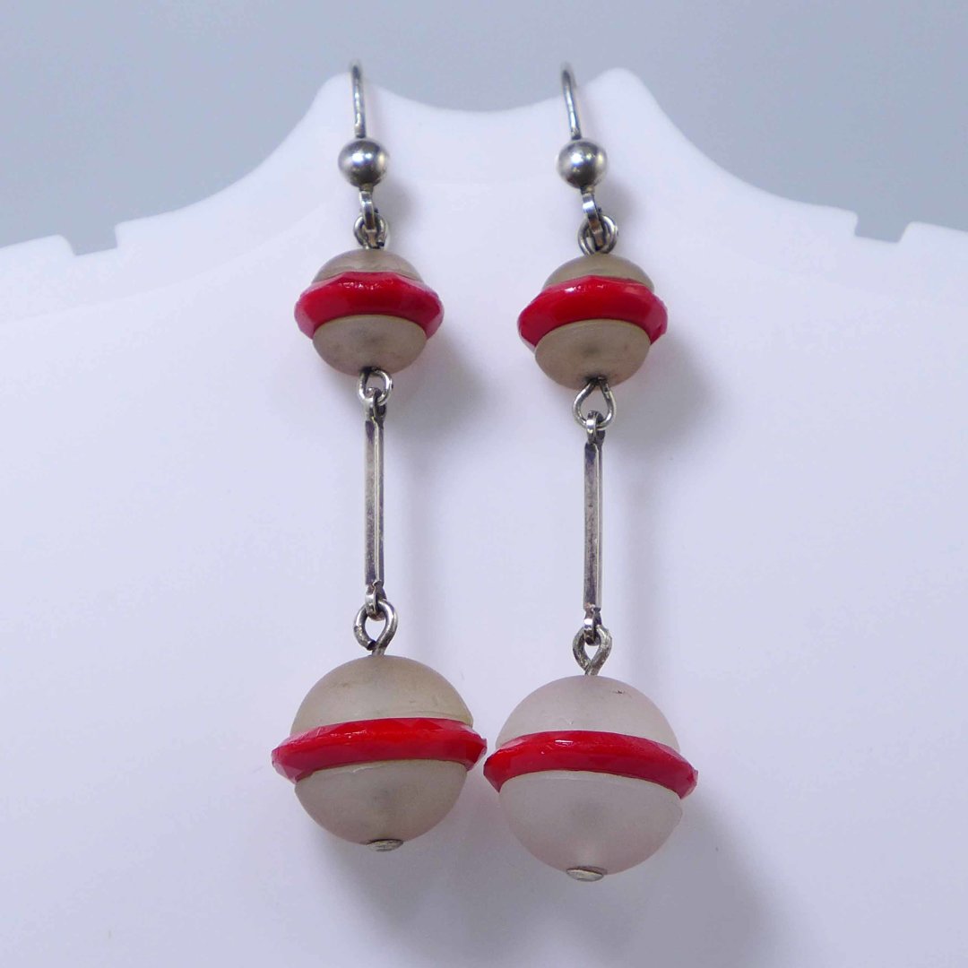 Art Deco earrings with white-red crystal glass balls