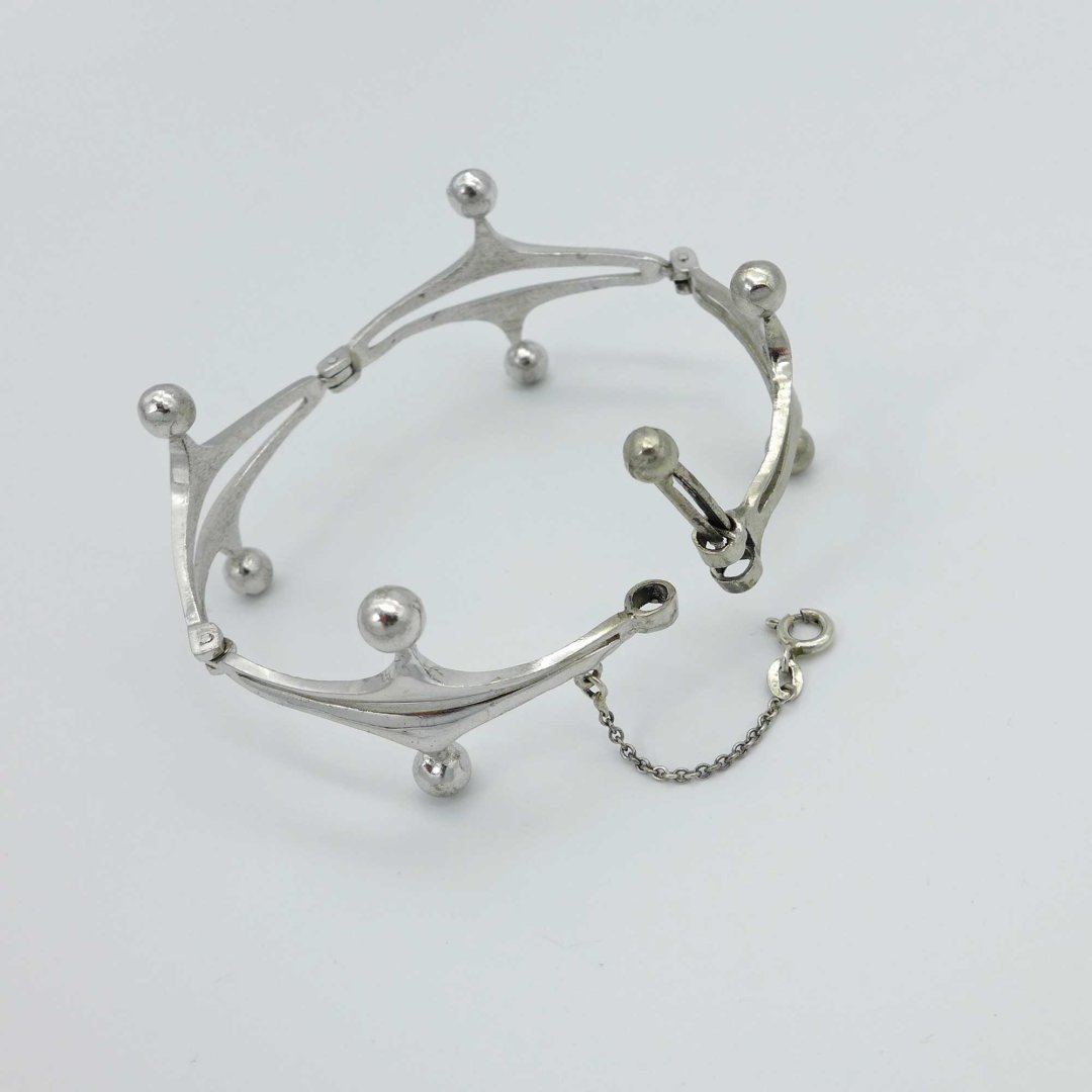 Relo Studio - Modernist silver bracelet