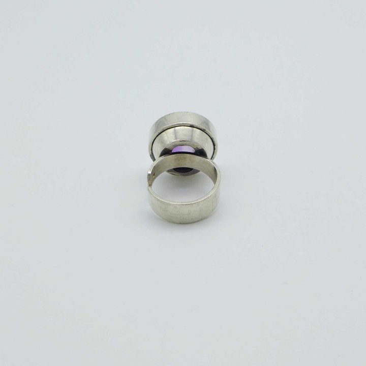 Kupitaan Kulta - Silver Ring with Amethyst
