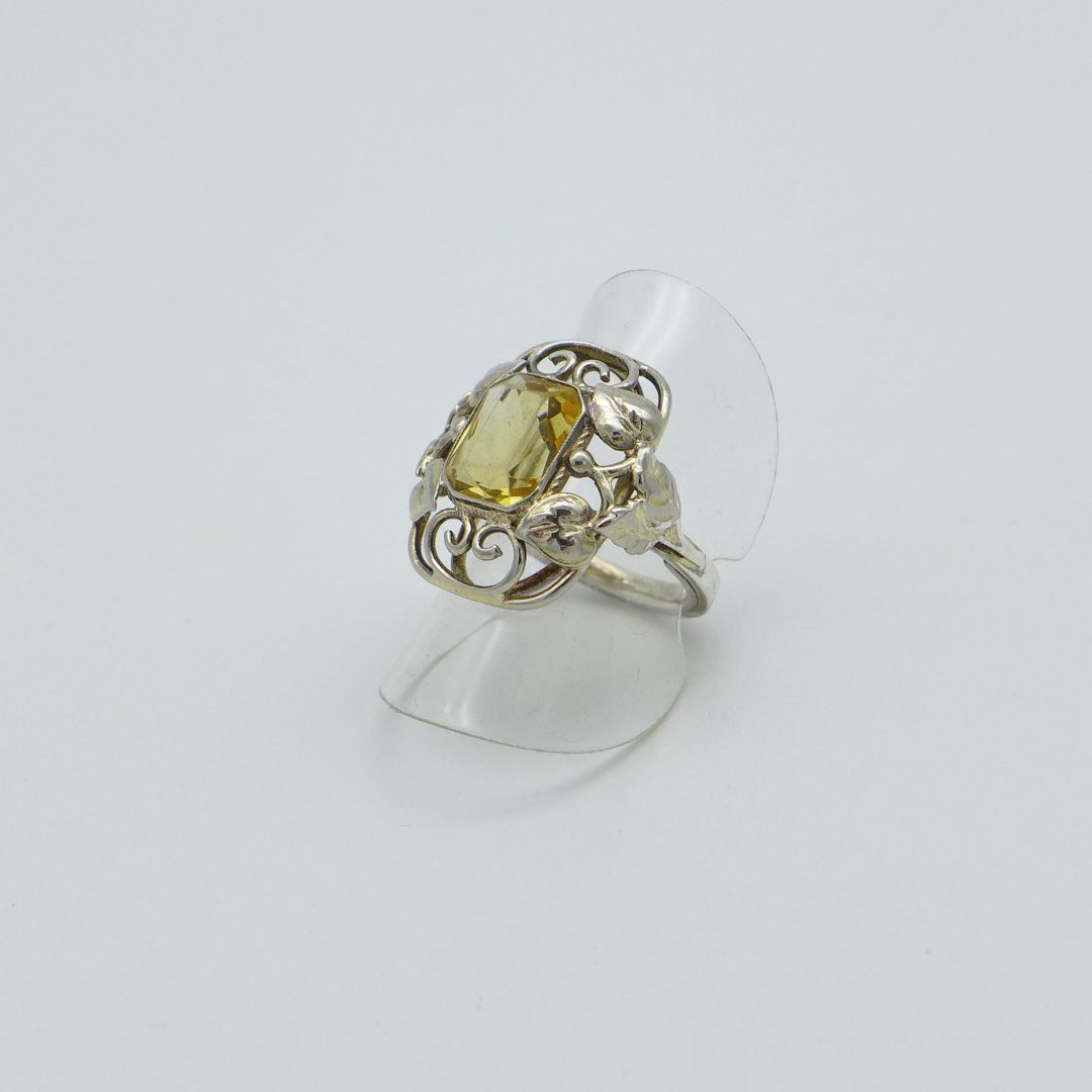 Floral silver riFloral Art Nouveau Ring with Yellow Stoneng with chalcedony
