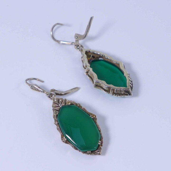Art Deco earrings with green agate