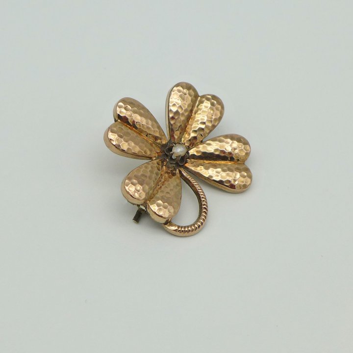 Art Nouveau Pin Cloverleaf with Pearl