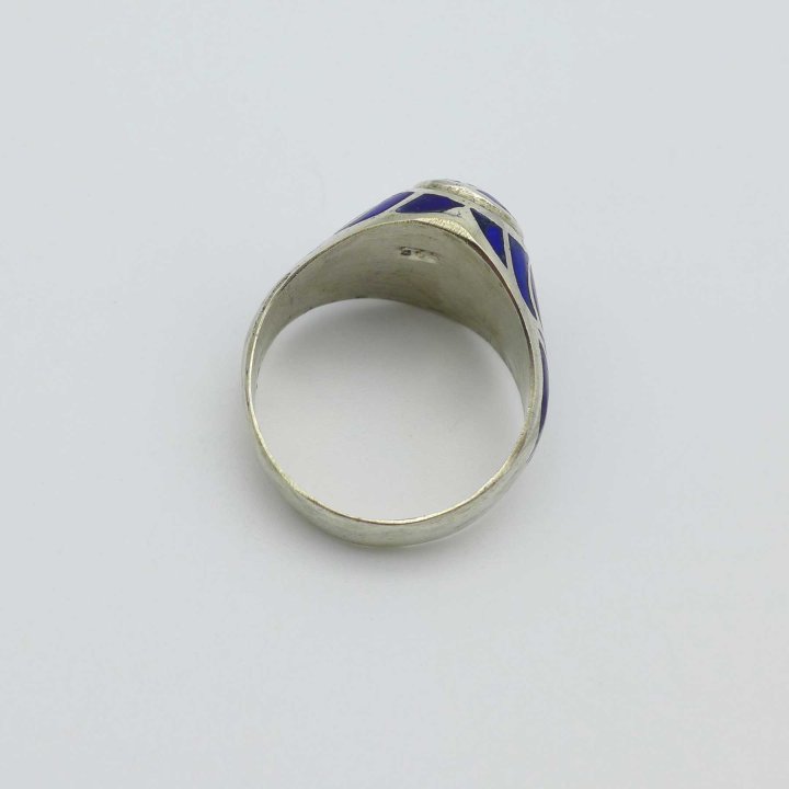 Silver ring with lapis inlay