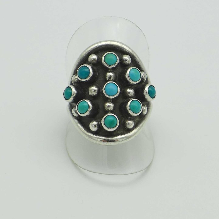 Handcrafted silver ring with turquoise