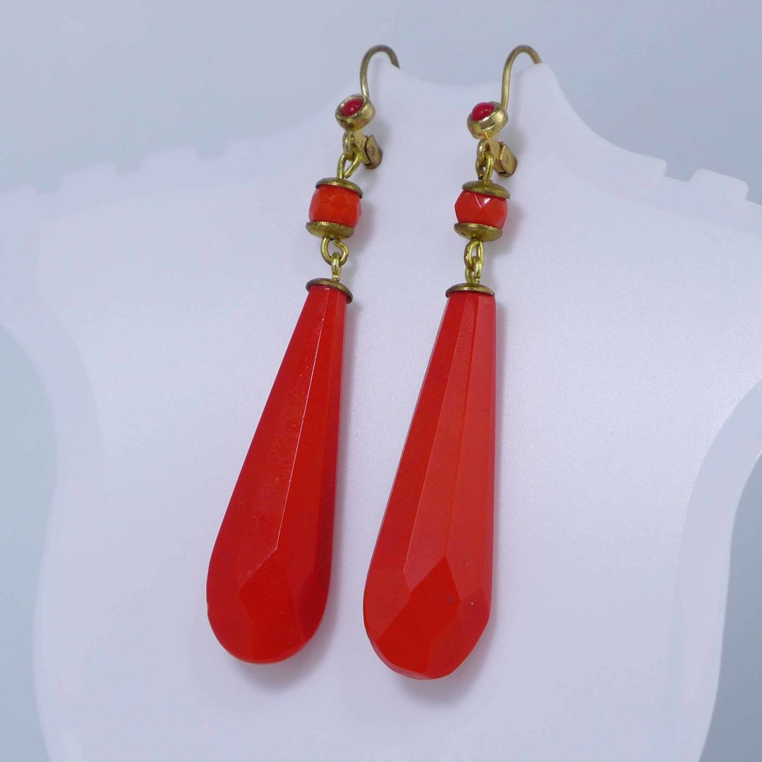 Red pâte de verre earrings